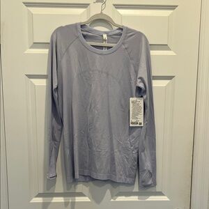 Lululemon Swiftly Tech Long Sleeve 2.0 in Light blue/purple (periwinkle?) 12 NWT